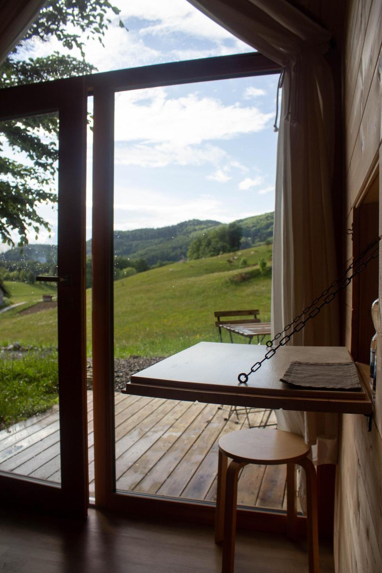 Hiska-Glamping 호텔 Ajdovščina 외부 사진